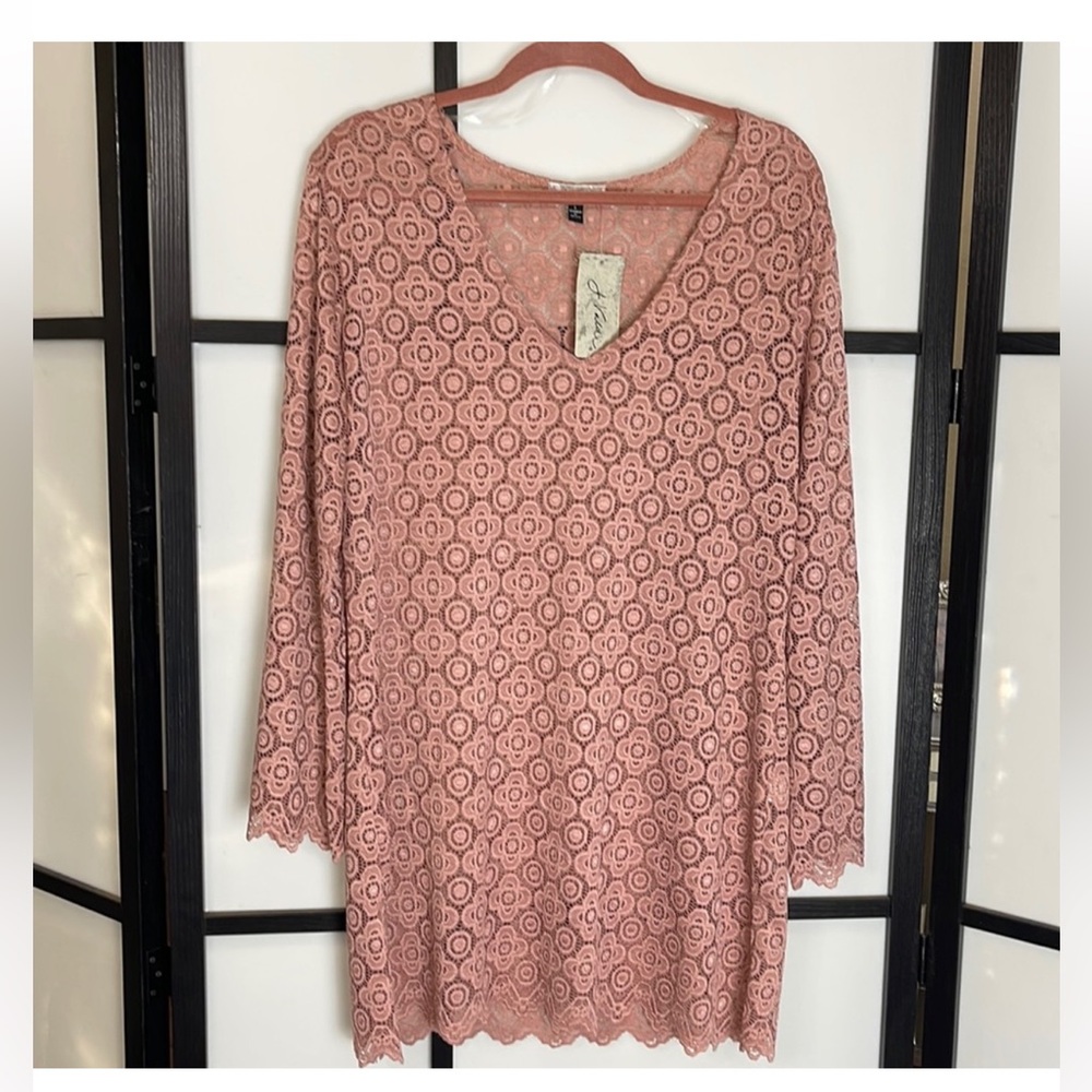 J Valdi NWT Lace Long Sleeve Swim Cover Up Size Large